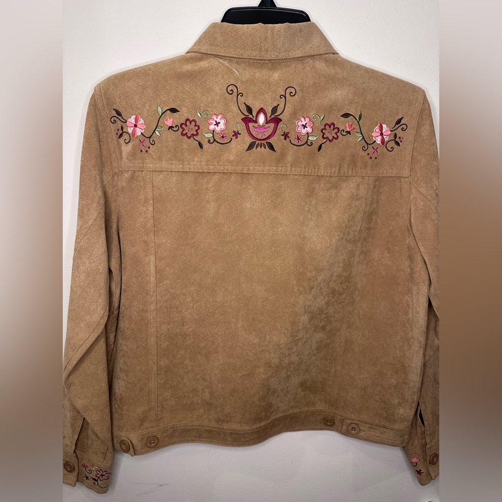 🔥 Relativity Tan Faux suede Jacket with colorful Floral Embroidered Details